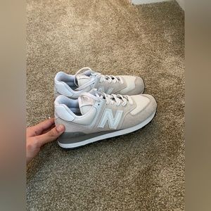 Brand New size 5 New Balance Sneakers. 574 Core Shoes Grey/beige color